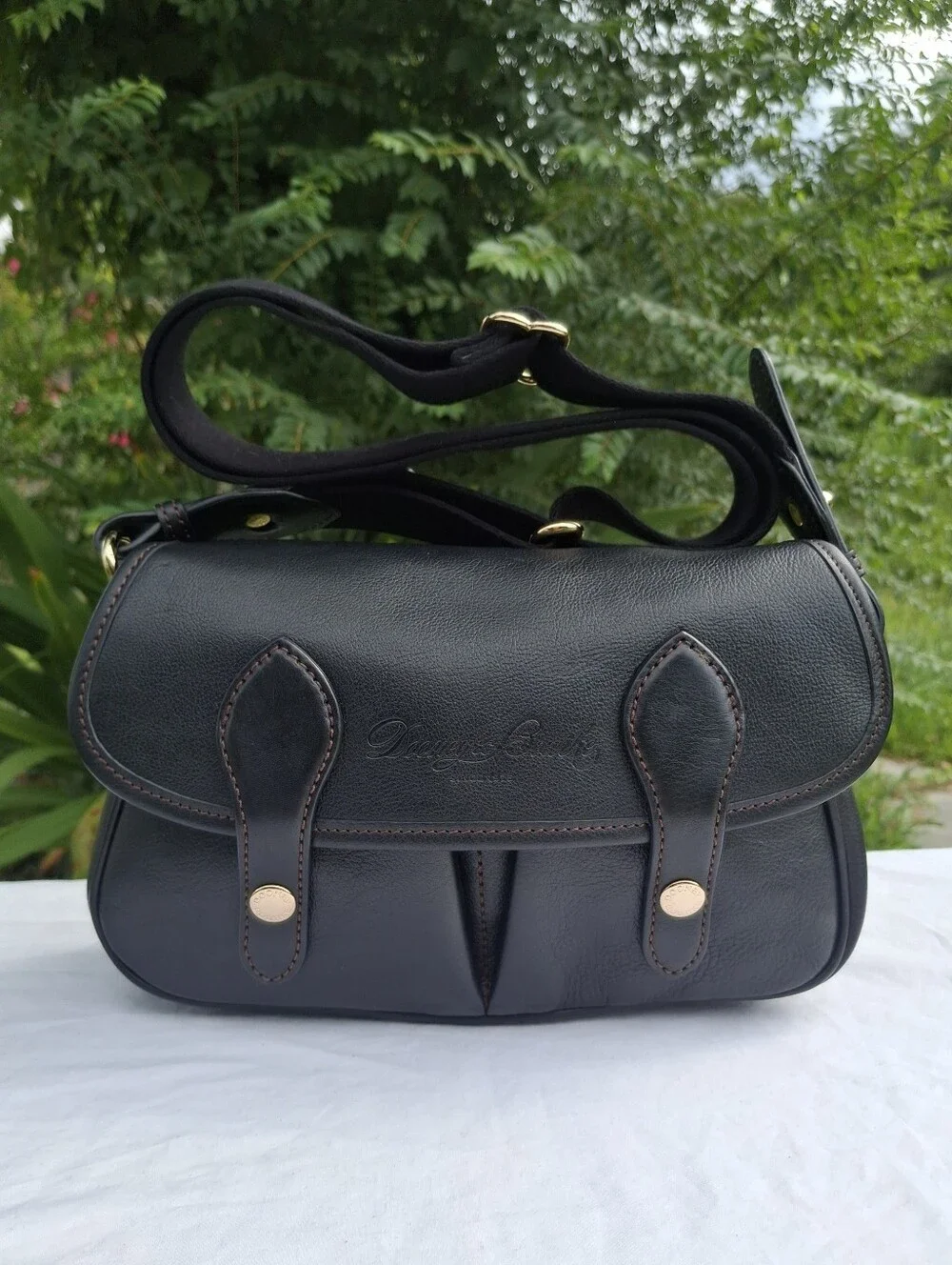 Dooney & Bourke retired dooney